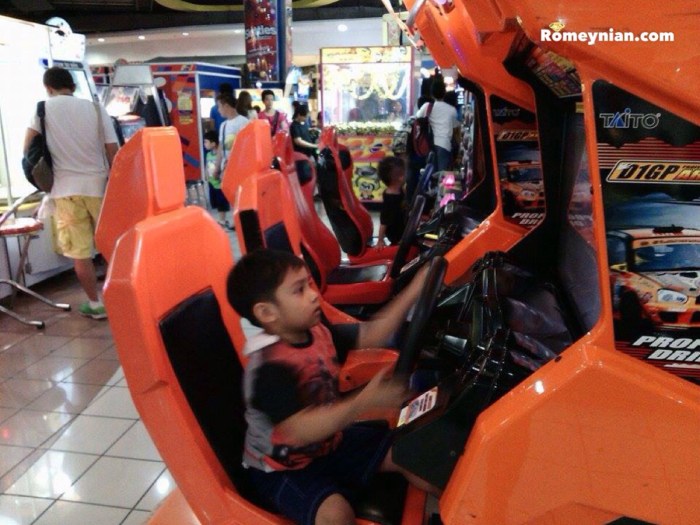 Indoor shot / motion shot