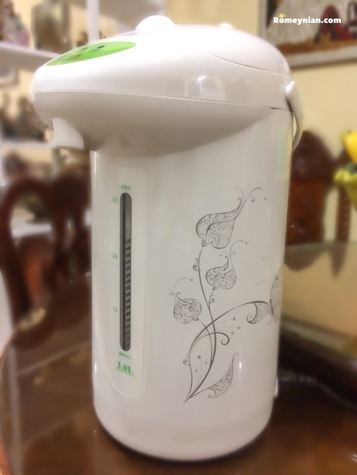 Hanabishi Electric Airpot 3 Liters White